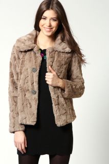  Sale  Coats & Jackets  Boutique Shayla Short Faux Fur 