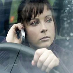 Halfords Advice Centre  Mobile Phone and Driving   The Law 