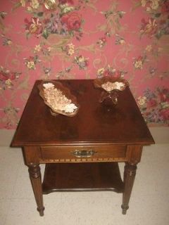 Ethan Allen Classic Manor Collection Solid Maple End Table 8424