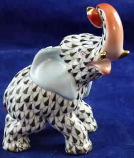 HEREND.HVNGARY PORCELIAN ELEPHANT  15266 0 0/VHN HAND PAINTED 