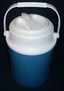 BLUE RUBBERMAID 1 GALLON WATER OR BEVERAGE COOLER #1503