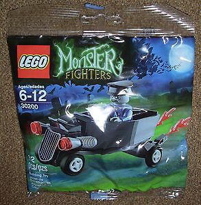 LEGO EXCLUSIVE PROMO MONSTER FIGHTERS ZOMBIE CAR WITH ACCESSORIES AND 