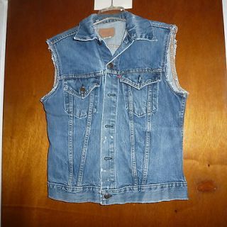 levi s vintage distressed cut off denim vest size 40