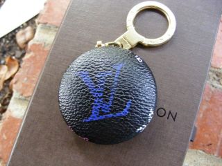 louis vuitton charm in Clothing, 