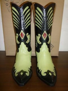 LEFTY 2 FAMOUS LIBERTY COWBOYS BOOTS CUSTOM MADE TOOLED 8 1/2 