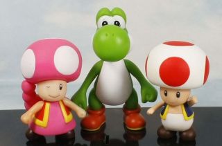super mario bros green yoshi toadette red toad 4 5 figure toy lot of 