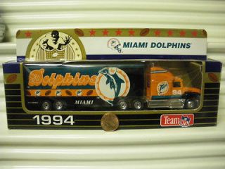 1994 NFL MIAMI DOLPHINS MATCHBOX 18 WHEELER TEAM TRANSPORTER MINT IN 