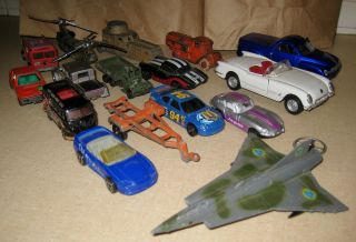 Awesome Lot of 15 VINTAGE Toy Diecast Cars & More Matchbox/Hot Wheels 