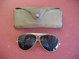 ray ban aviator vintage in Clothing, 