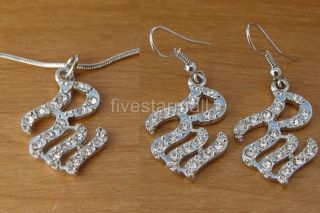 ROCAWEAR CLEAR STONES SILVER TONE PENDANT 22 CHAIN & EARRINGS PAIR 