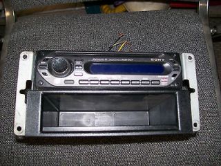 sony am fm cd player radio with mp3 capabilty time