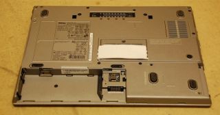   D620 Base Motherboard RT932 1GB RAM XP Pro COA Keyboard Bezel