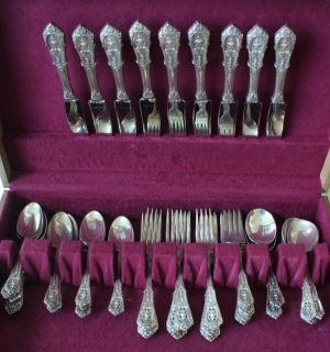 Wallace sterling silver Rosepoint design 47 pieces 