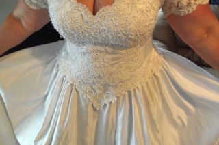 Wedding Dress 16W Alfred Angelo for JCPenney short sleeve Gown w train 