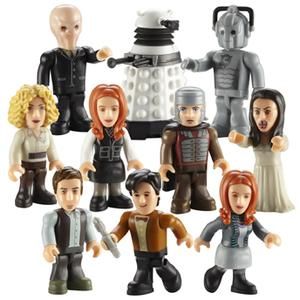 Doctor Who RIVER SONG MICRO FIGURE (white jacket) NEW ~comes fully 