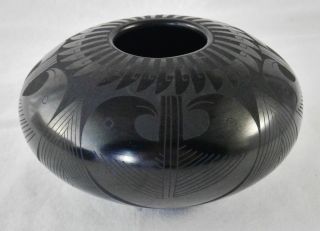 Great Mata Ortiz Blackware Pot Signed Octavio Andrew