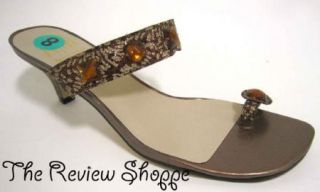 Ann Marino Jeweled Toe Ring Sandals Kitten Heels Shoes Bronze Metallic 