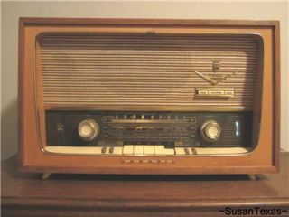 Vintage Grundig 2066 PX Tube Am FM SW Radio West Germany