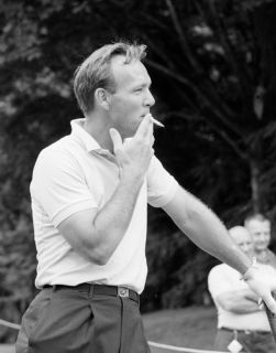 Arnold Palmer Smoking 1960s Golf Photo The King