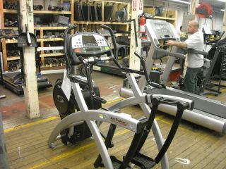 Cybex Arc Trainer 600A Reconditioned Warranty Included Any Color 