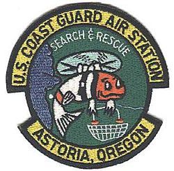 USCG Coast Guard Air Station Astoria Oregon Zippo Lighter 1974