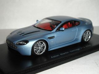 Spark Aston Martin Vantage V12 2009 Metallic Blue 1 43