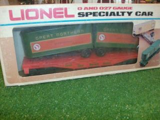   Trains 9282 Great Northern Flat Car with Trailers NIOB Sharp