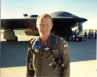 Flying Wing Aviation Test Pilot Autpgraph Rick Couch Bruce Hinds 
