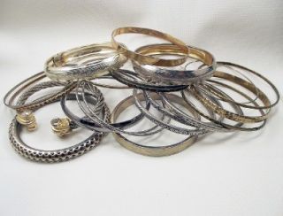   21 Silver Gold Tones Bangle Bracelet Estate Lot Wear Craft Junk