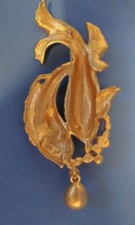 Vintage Elizabeth Taylor Sea Shimmer Double Fish Pin for Avon