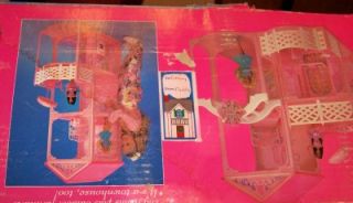 Barbie Pink N Pretty Doll House Never Opened w W