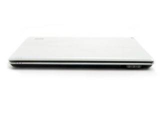 HP Pavilion Dual Core 17.3 Entertainment Notebook with 6GB and Blu 