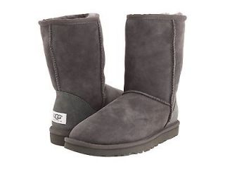 uggs classic short grey in Clothing, Shoes & Accessories