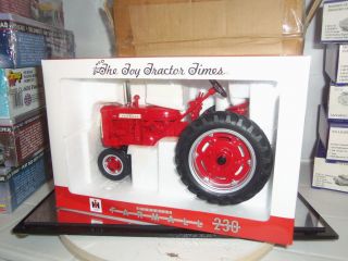 Ertl 116 IH Farmall 230 Toy Tractor Times Anniversary Edition 1999 LE