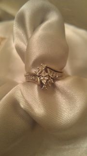 14k Diamond solid white gold wedding ring set excellent condition 