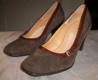 Bass Co Andrea Womens 7 M Chocolate Brown Suede 3 Heel Classic Fall 