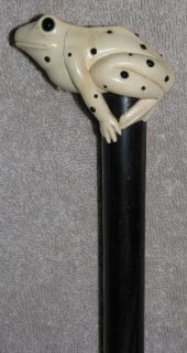 Beautiful Carved Ox Bone Black Horn Frog w/ Warts Ebony Shaft Cane 