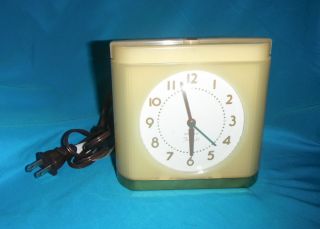 Vintage Big Ben Alarm Clock, Westclox, Electric w/ battery backup, new 