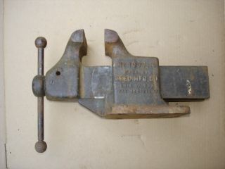 REED MFG CO BENCH VISE ERIE, PA USA NO 103 1/2 R 30 LBS 3 1/2 JAWS 