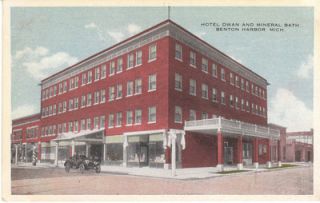 F9850 MI Benton Harbor Hotel Dwan Postcard