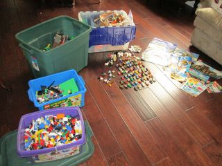 Big Lego Lot 50 lbs Tons of Star Wars 100 Minfigs Some Complete Sets 