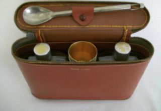 genuine leather travelling case and beveridge liquor set includes 4 