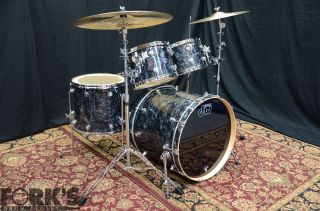 New DW Performance Series Drum Set Black Diamond
