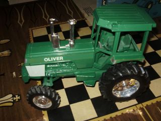 ertl scale models OLIVER 1 16 SPIRIT OF OLIVER die cast toy tractor 