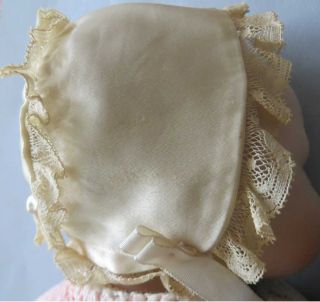 Vintage Bonnet for 8 Emelie Dionne Baby Doll Excellent