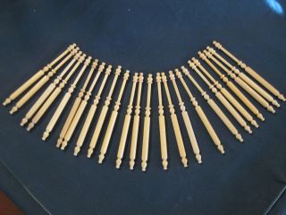 Bobbin lace bobbins 24 Midlands type about 4 1/8 , made of Guatambo 
