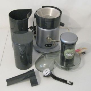 New Breville Juicer Professional Juice Extractor JE900
