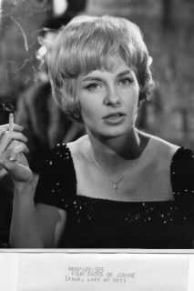   Debbie Reynolds Joanne Woodward Genevieve Bujold Outer Limits