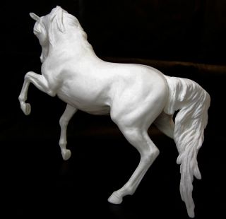 Resin horse mold full horse sold 13 made by Tenn studio Just the mold