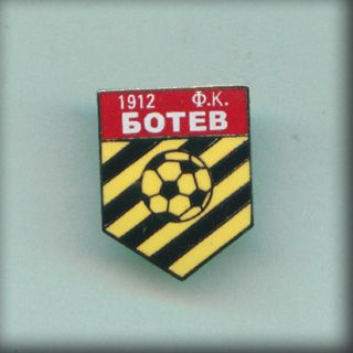 Football Pin Bulgaria Botev Plovdiv Type 4 A